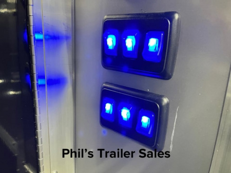 New Haulmark 8.5X34 EDGE PRO RACE TRAILER Car / Racing Trailer TWO ELECTRIC AWNINGS , AIRLINES & TONGUE BOX!