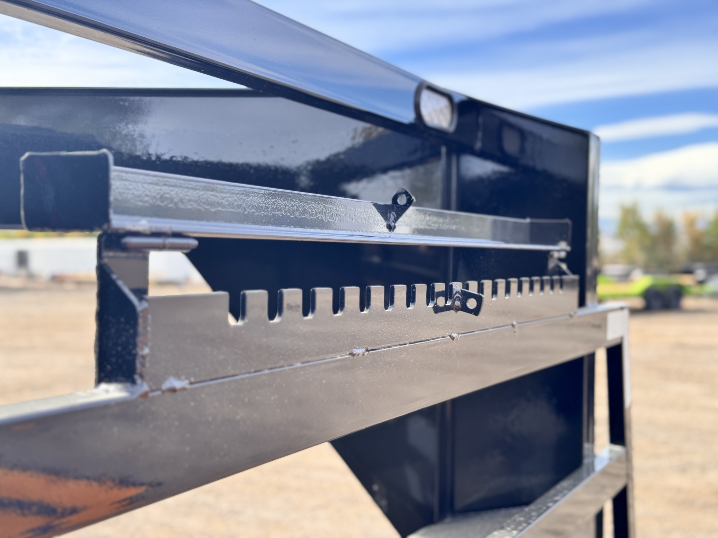 New 2026 Diamond T 8.5-25 Gooseneck Deckover Equipment Hauler 16K GVWR