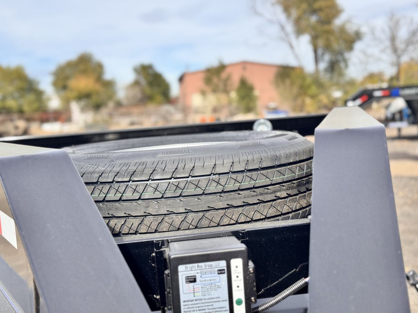 New 2026 Diamond T 8.5-25 Gooseneck Deckover Equipment Hauler 16K GVWR