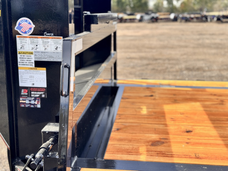 New 2026 Diamond T 8.5-25 Gooseneck Deckover Equipment Hauler 16K GVWR