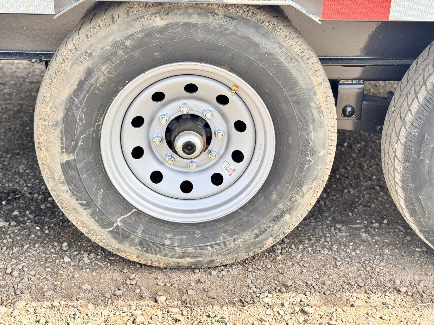 New 2026 Diamond T 8.5-25 Gooseneck Deckover Equipment Hauler 16K GVWR