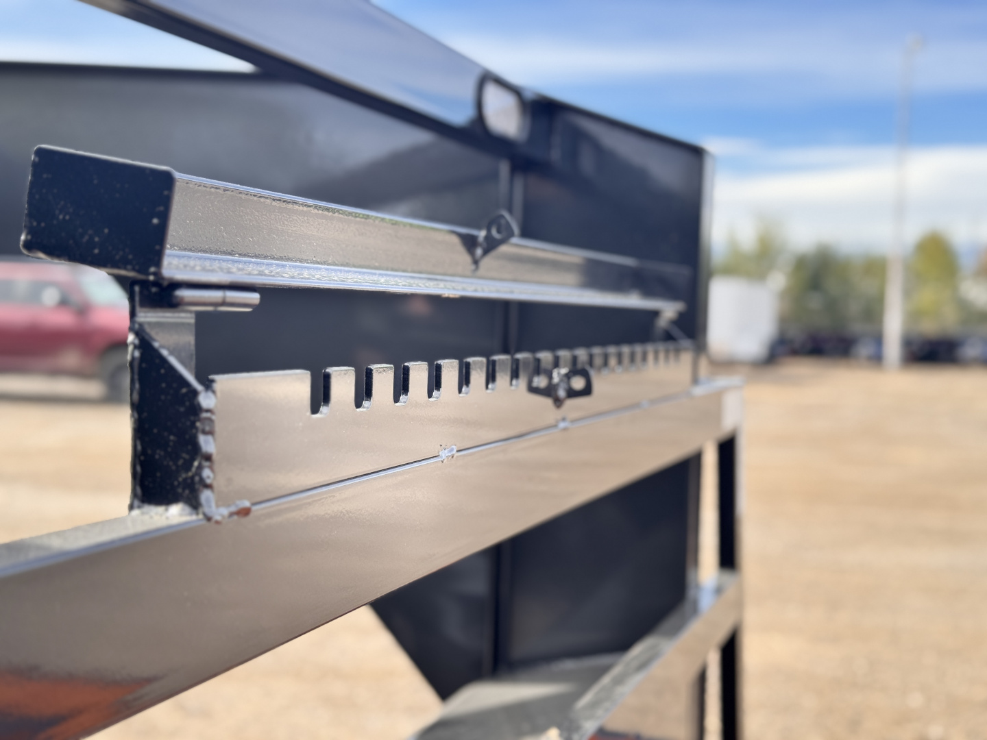 New 2026 Diamond T 8.5-25 Gooseneck Deckover Equipment Hauler 16K GVWR