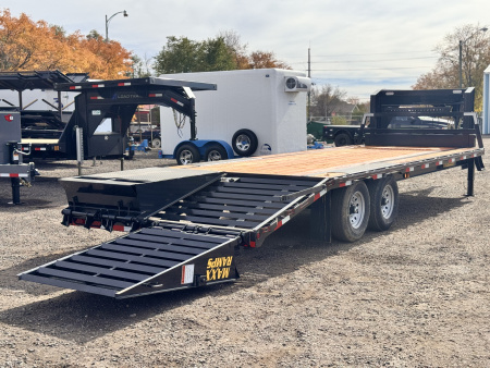 New 2026 Diamond T 8.5-25 Gooseneck Deckover Equipment Hauler 16K GVWR