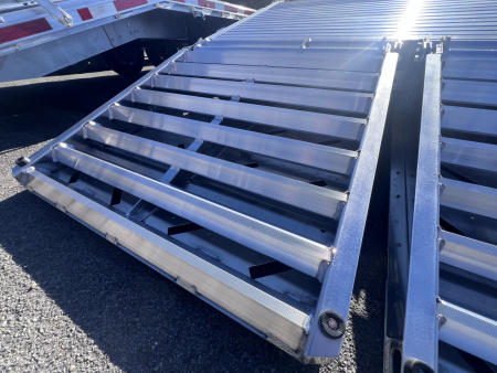 New 2025 EBY 8.5X20 14K Deckover Trailer