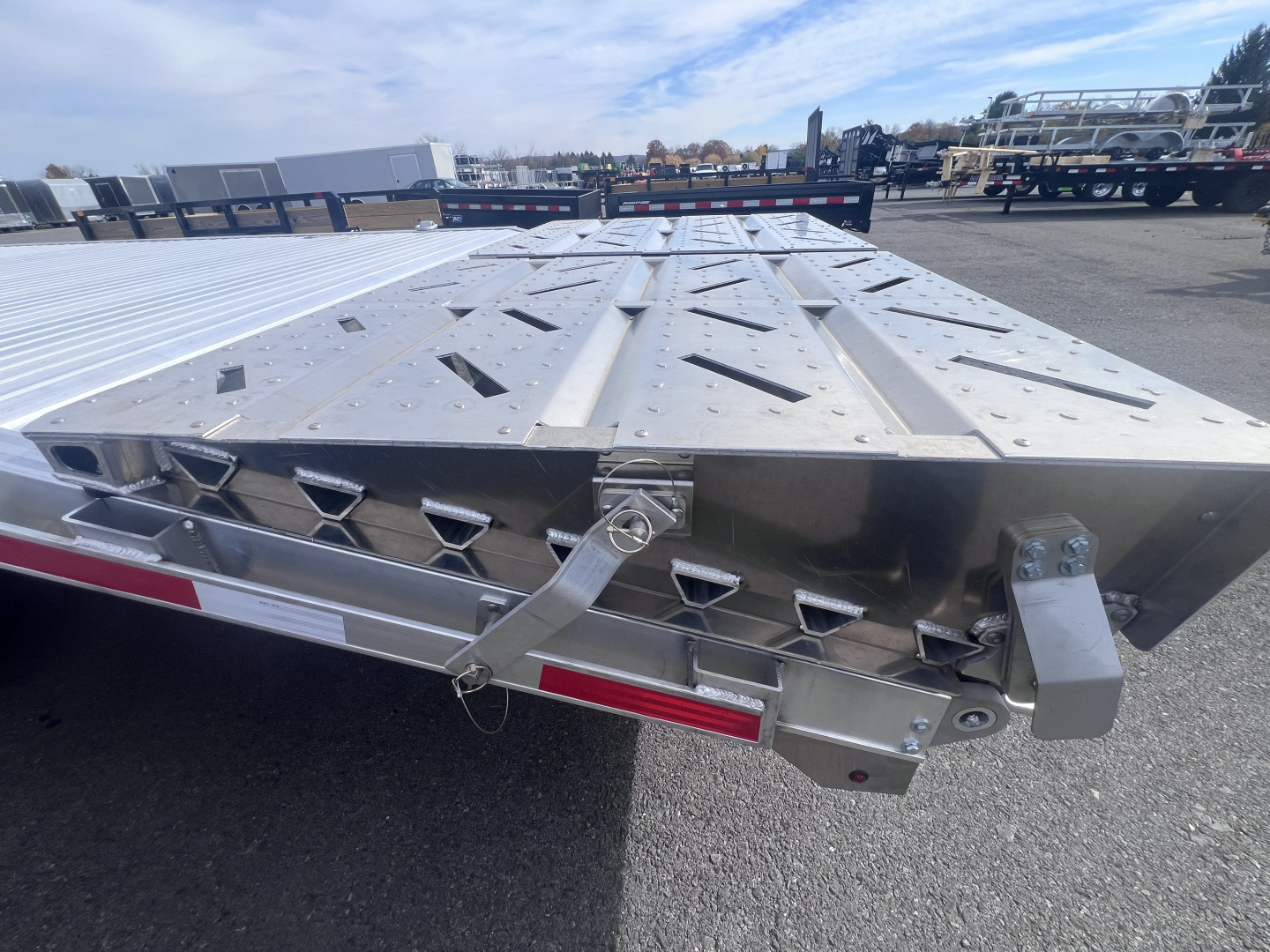 New 2025 EBY Trailers 8.5X25 16K Deckover Trailer
