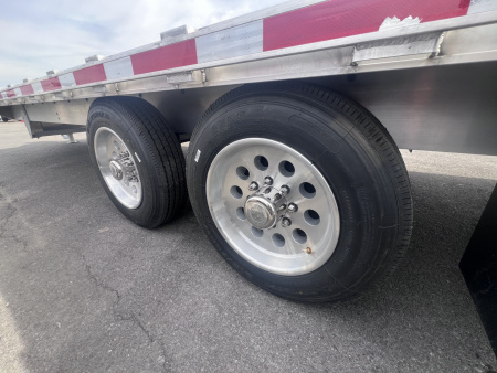 New 2025 EBY Trailers 8.5X25 16K Deckover Trailer