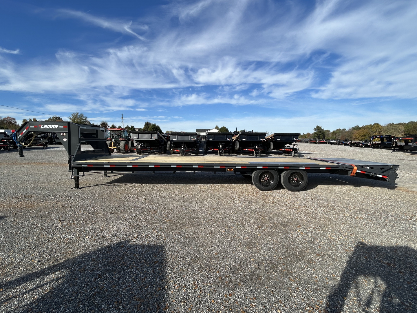 New 2026 Lamar 102" x 30' 16k Gooseneck Flatbed Trailer