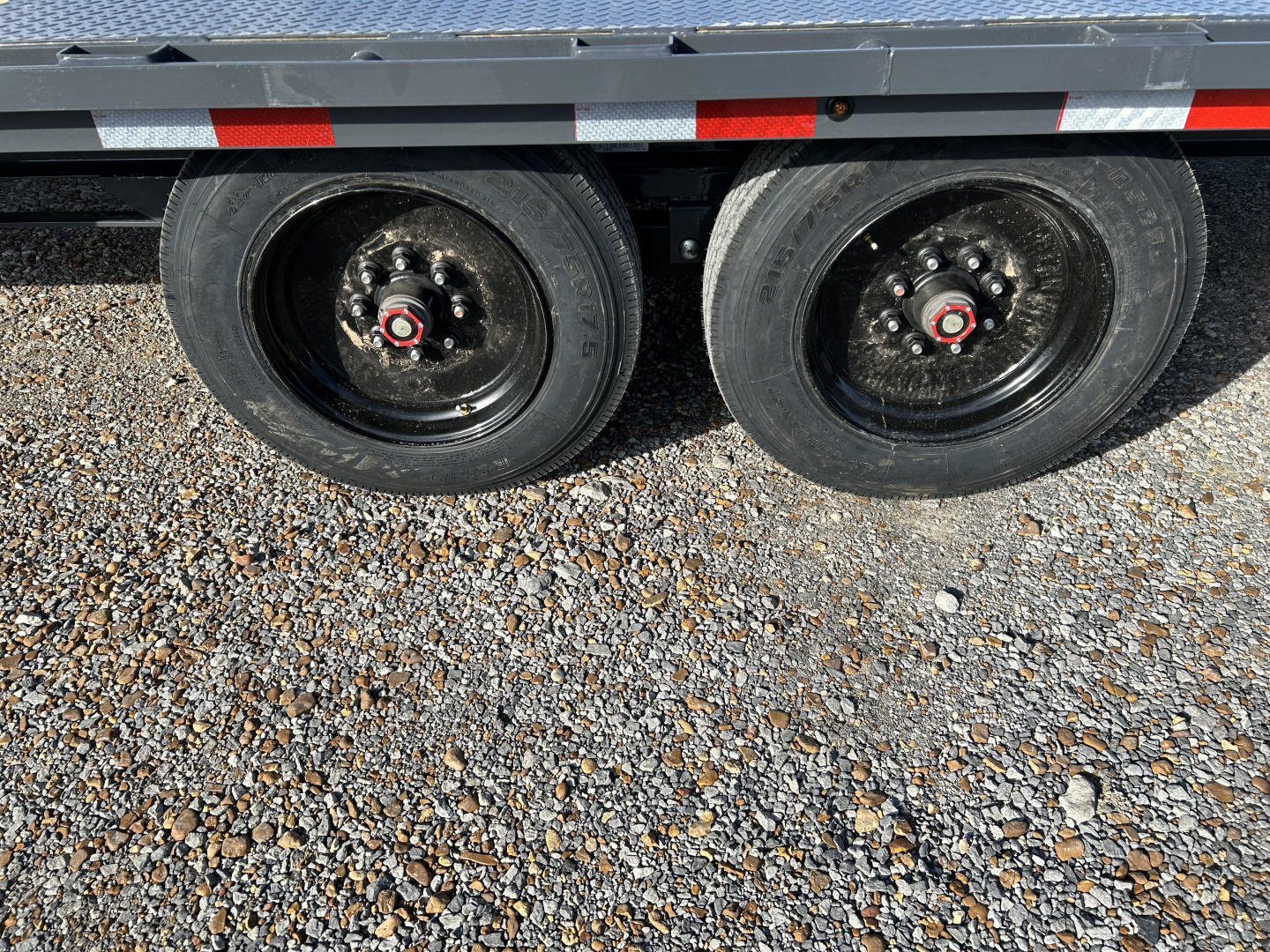 New 2026 Lamar 102" x 30' 16k Gooseneck Flatbed Trailer