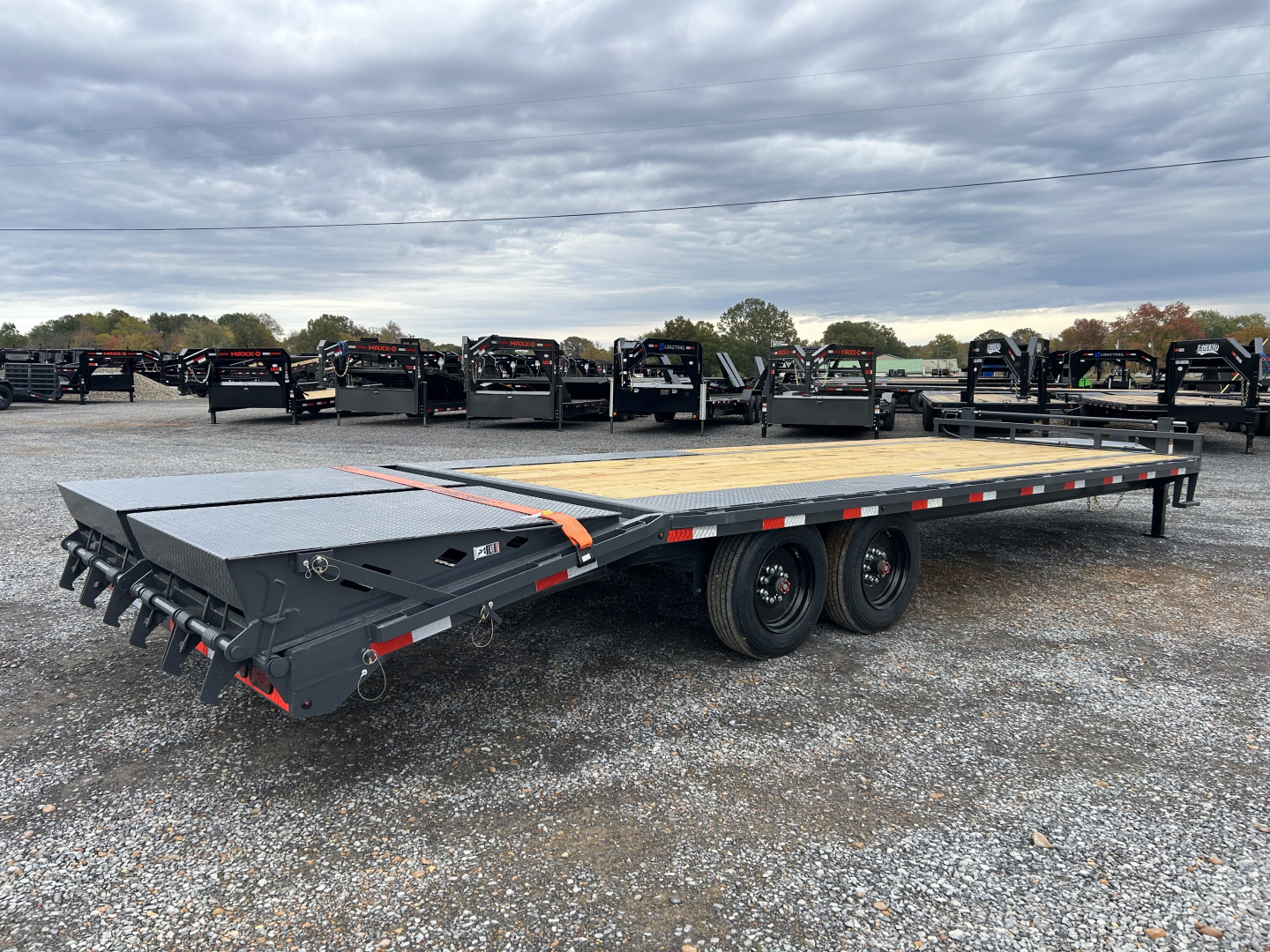 New 2026 Lamar 102" x 25' 16k Flatbed Trailer