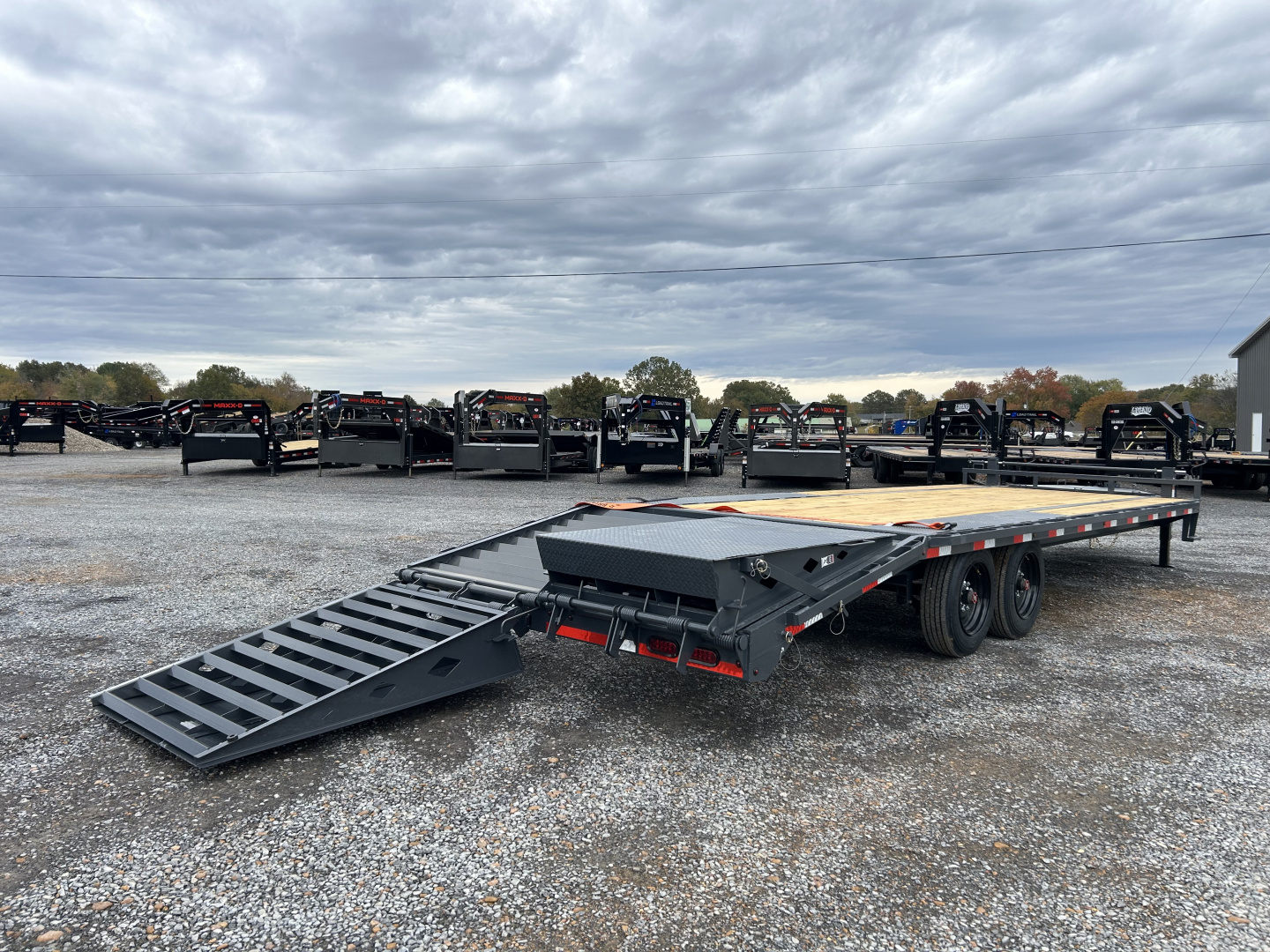 New 2026 Lamar 102" x 25' 16k Flatbed Trailer