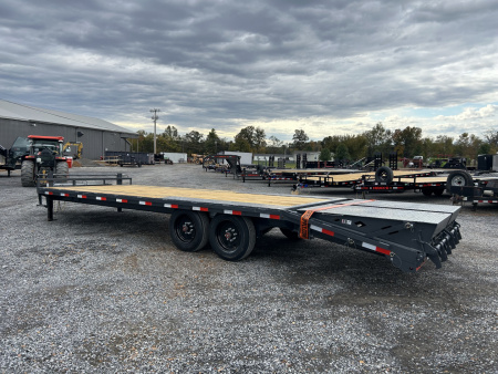 New 2026 Lamar 102" x 25' 16k Flatbed Trailer