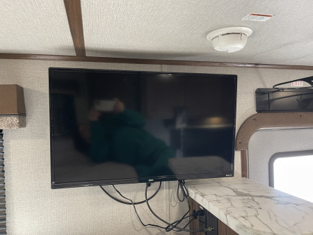 New 2026 Bison Trailers RG7308 Horse Trailer