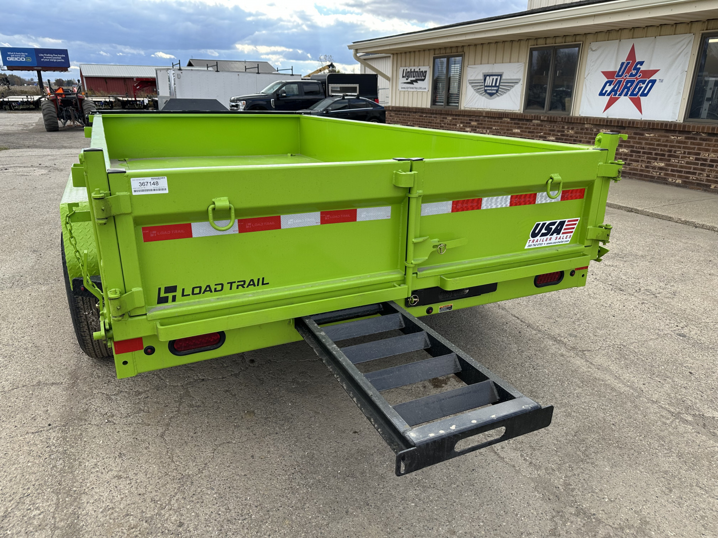 New YEAR END SALE !!! 2026 Load Trail 83x14 Tandem Axle 14K w/18" Sides Dump Trailer