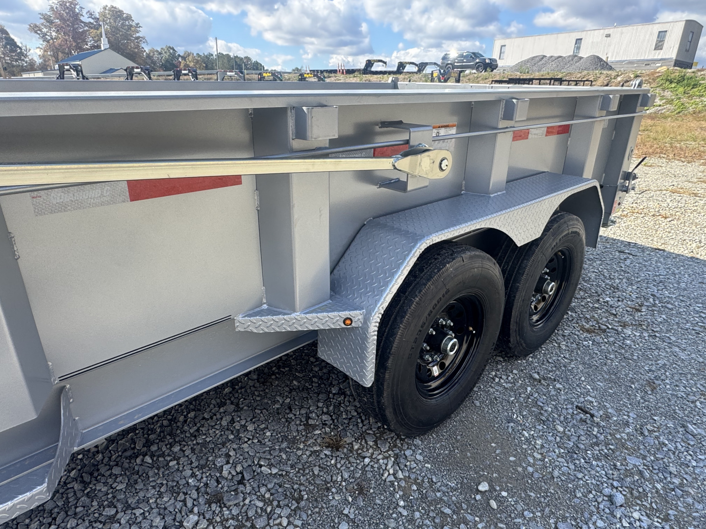 New 2026 Diamond C LPT 207 14’ Dump Trailer, TWO SPEED JACK, 15.4 GVWR