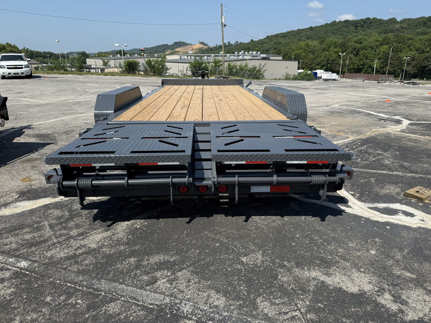 New 2026 Iron Bull EWB 83X22 I-BEAM SUR Equipment Trailer