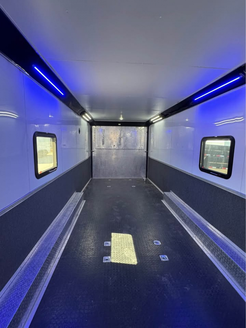 Used USED 2021 Continental Cargo 8.5X48 RACE TRAILER WITH BATHROOM PACKAGE Car / Racing Trailer