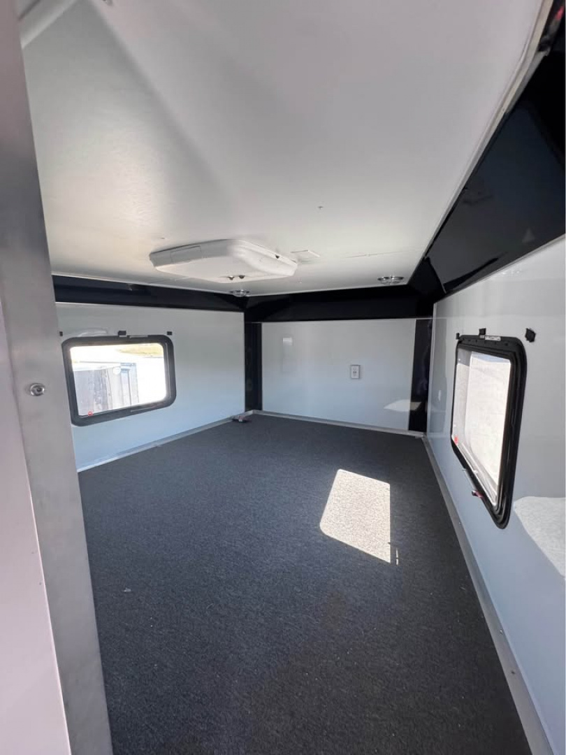 Used USED 2021 Continental Cargo 8.5X48 RACE TRAILER WITH BATHROOM PACKAGE Car / Racing Trailer