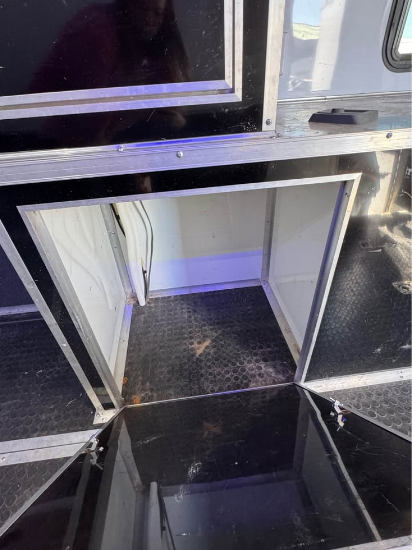 Used USED 2021 Continental Cargo 8.5X48 RACE TRAILER WITH BATHROOM PACKAGE Car / Racing Trailer