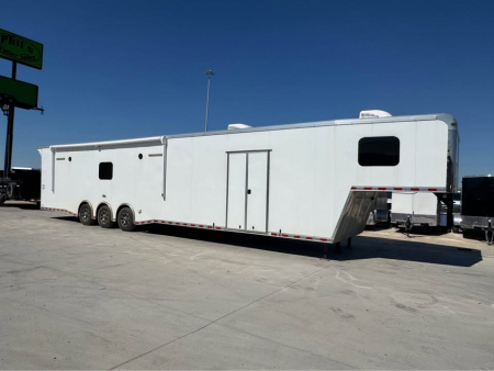 Used USED 2021 Continental Cargo 8.5X48 RACE TRAILER WITH BATHROOM PACKAGE Car / Racing Trailer