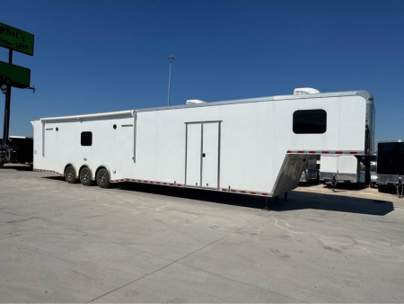 Used USED 2021 Continental Cargo 8.5X48 RACE TRAILER WITH BATHROOM PACKAGE Car / Racing Trailer