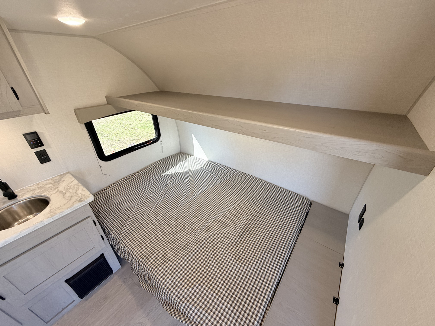 New 2026 Coachmen Clipper 12RD Travel Trailer