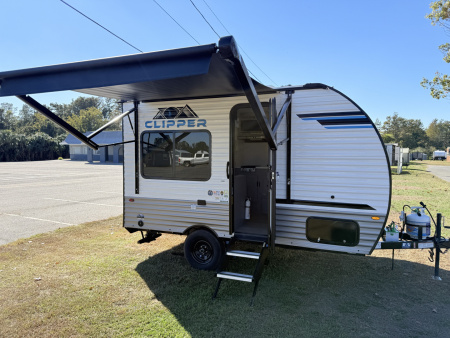 New 2026 Coachmen Clipper 12RD Travel Trailer