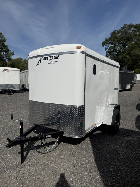 New 2026 Homesteader 5x8 SWING Door Cargo - WHITE