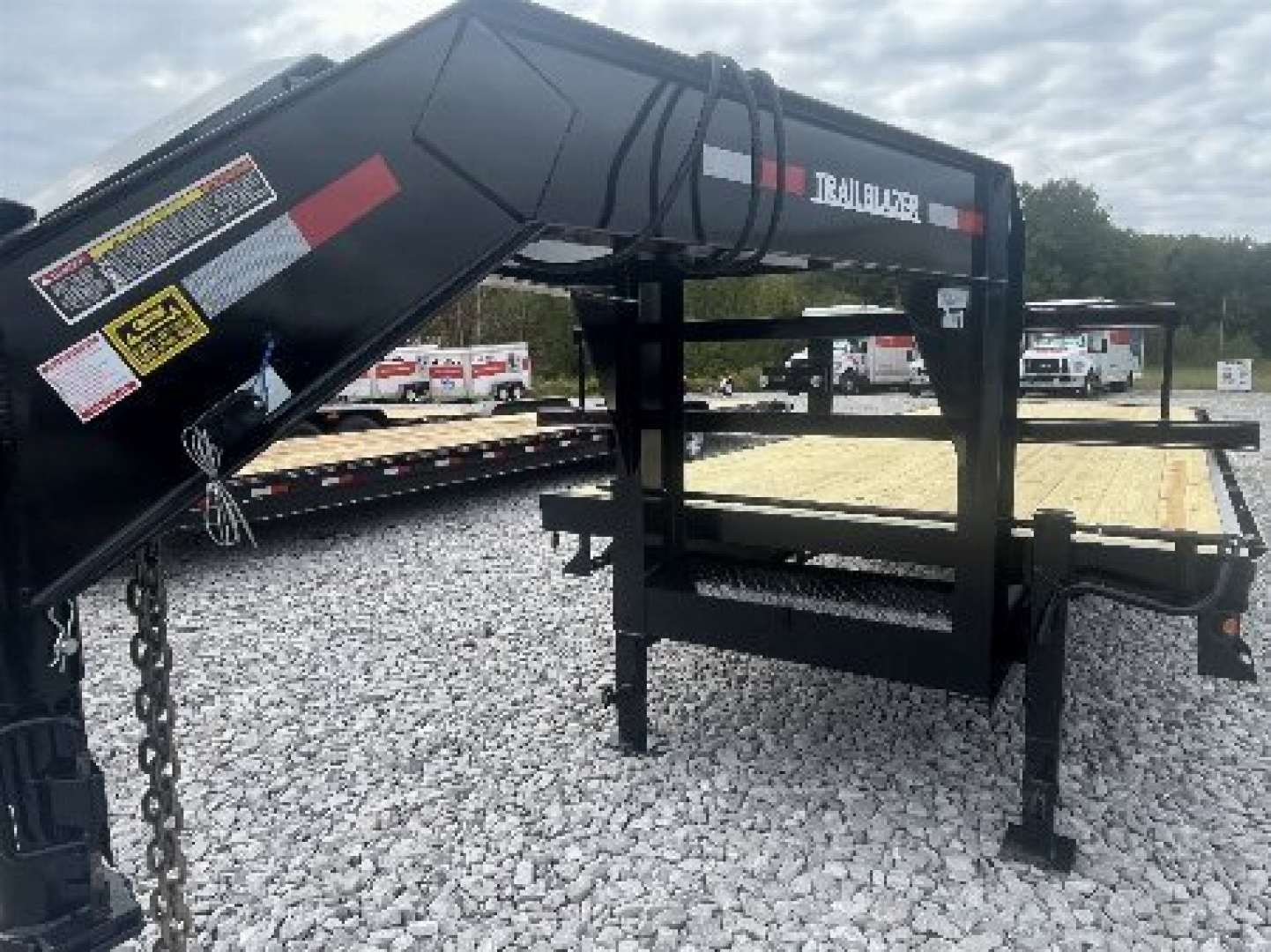 New 2026 Trailblazer 102X27+5 GOOSENECK DECKOVER 20K Gooseneck Bodies