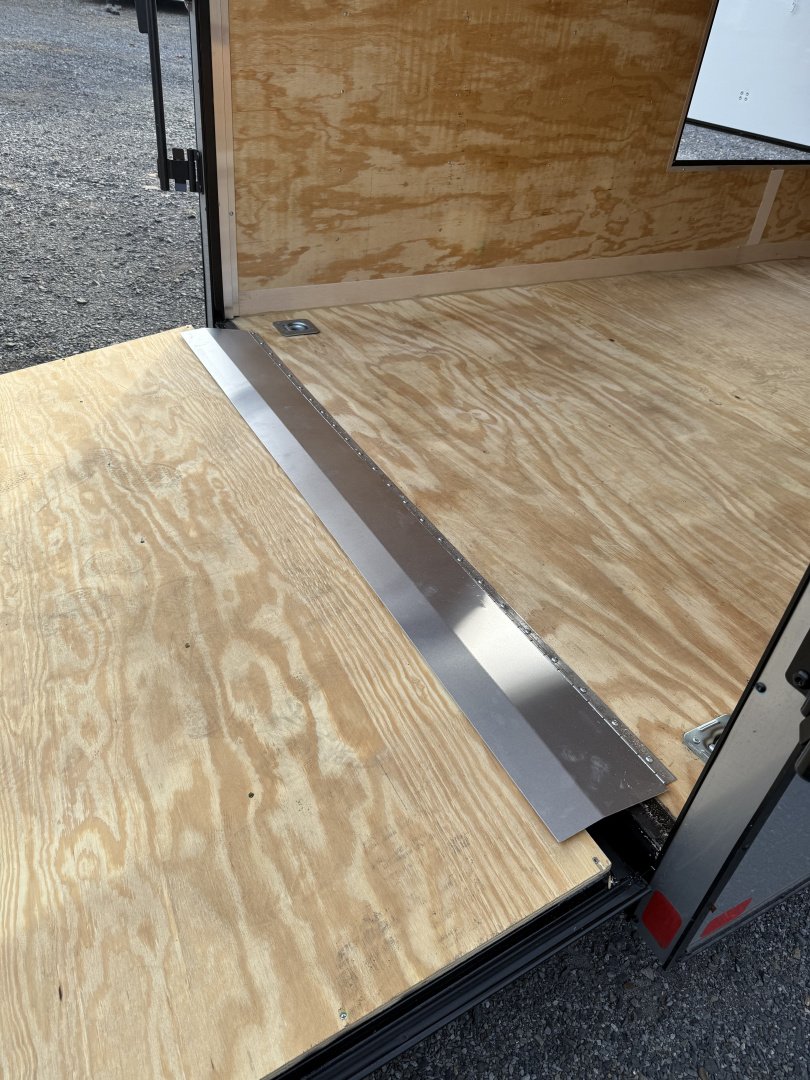 New 2026 Homesteader 7x16IH V-Nose - 7' Interior - SILVER - UTV OPTIONS