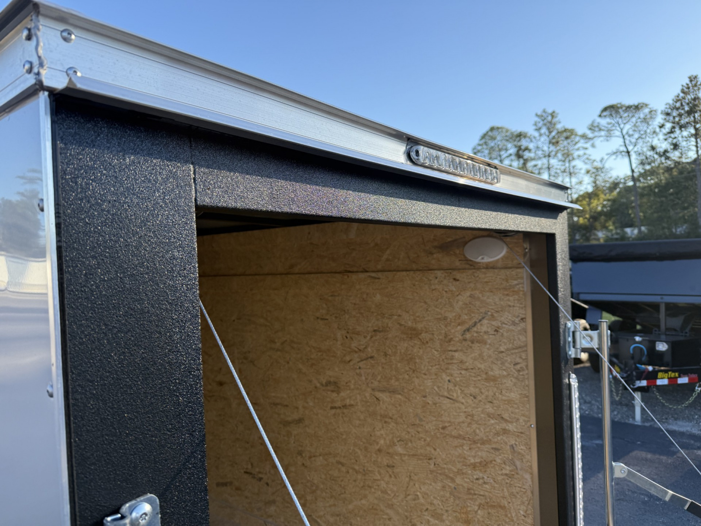 New TX5X8SA TEXAS TRAILERS 5' X 8' CARGO / ENCLOSED TRAILER W/REAR RAMP DOOR