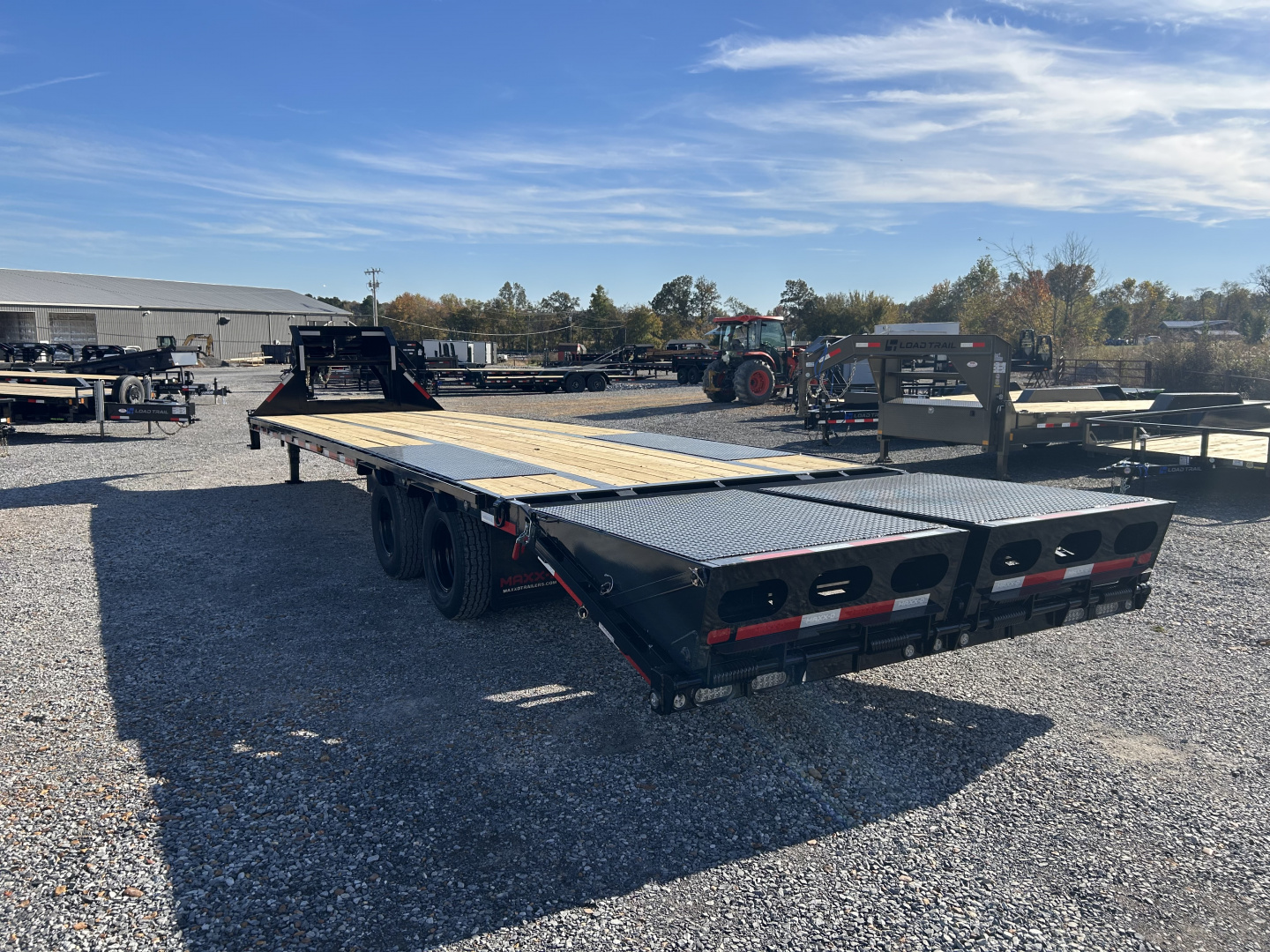 New 2026 MAXXD Gooseneck Flatbed Trailer | 102" x 32' 25.9K GVWR