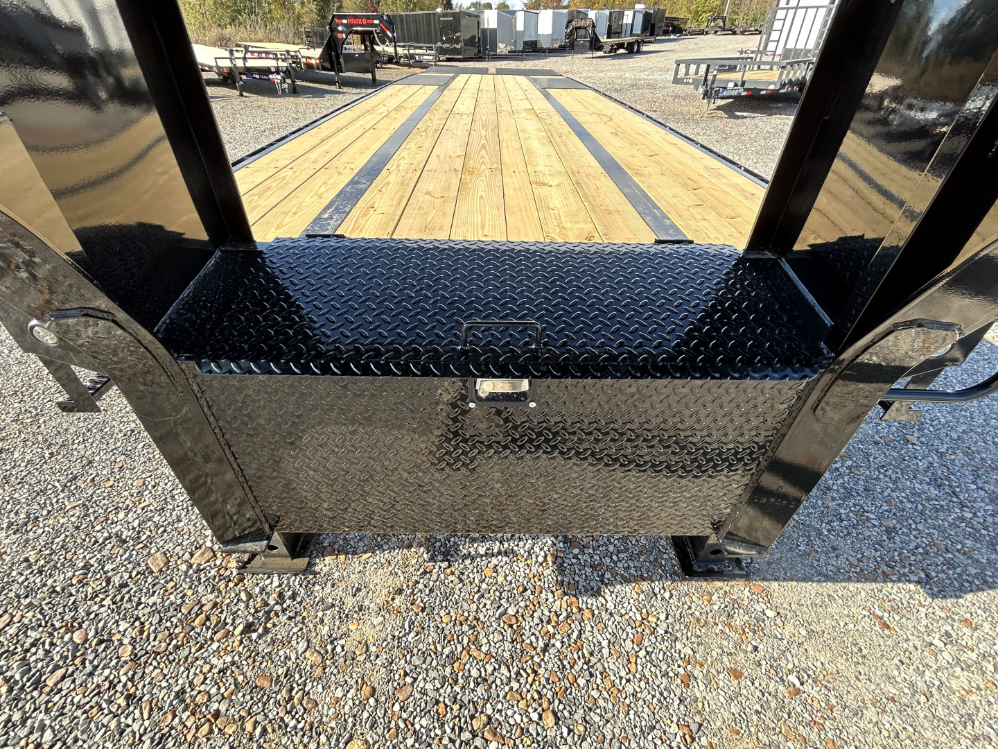 New 2026 MAXXD Gooseneck Flatbed Trailer | 102" x 32' 25.9K GVWR