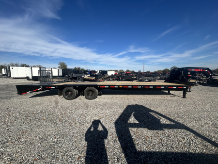 New 2026 MAXXD Gooseneck Flatbed Trailer | 102" x 32' 25.9K GVWR