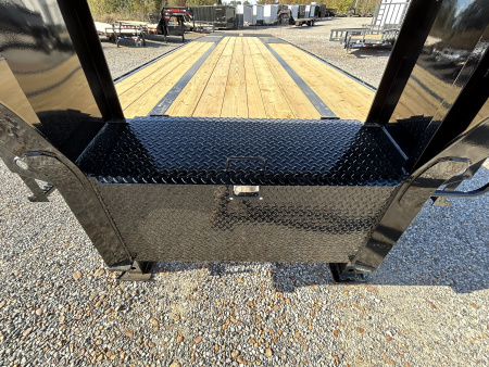 New 2026 MAXXD Gooseneck Flatbed Trailer | 102" x 32' 25.9K GVWR