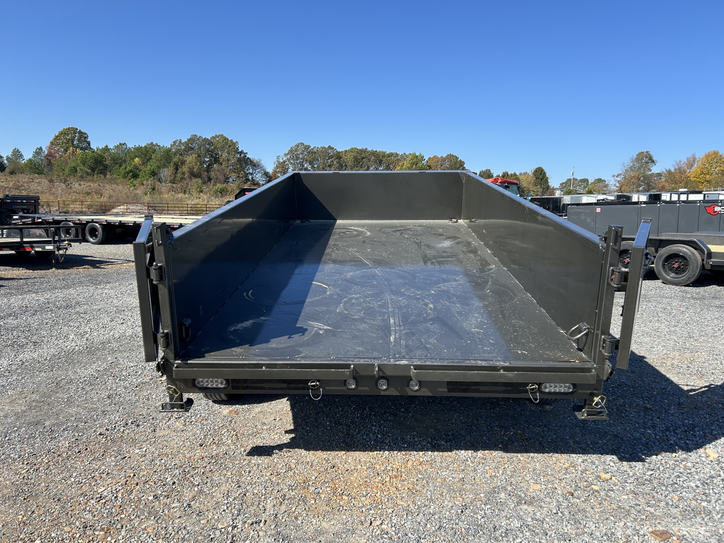 New 2026 MAXXD Dump Trailer | 83" x 14' 17.5K GVWR