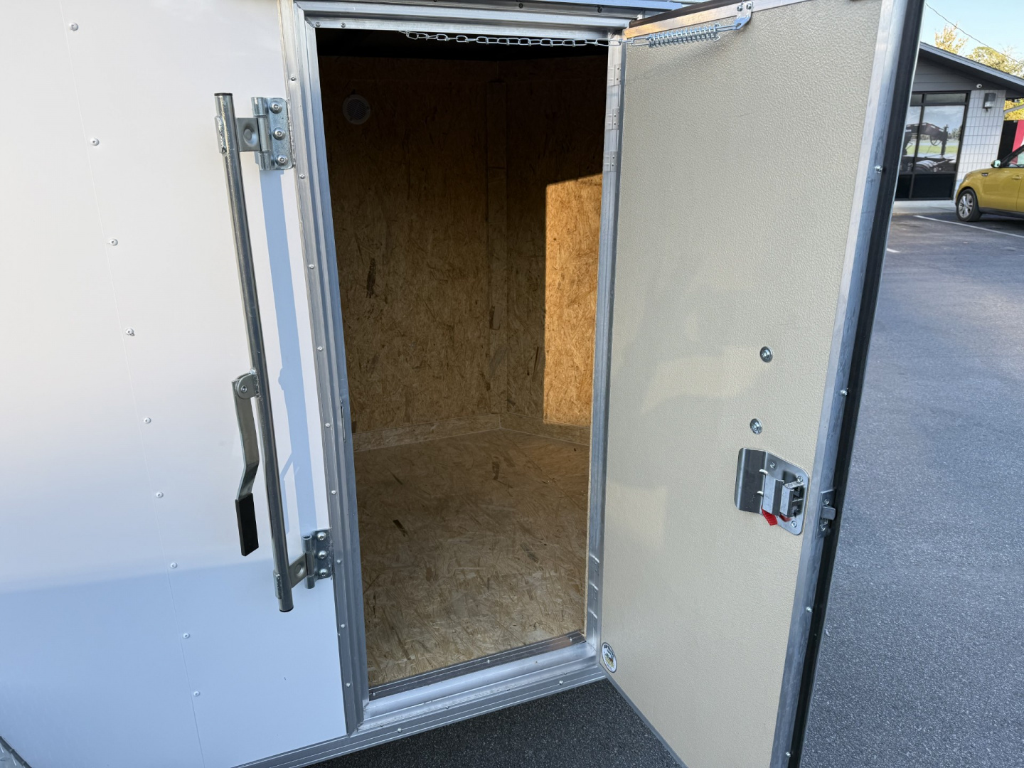 New TX5X10SA TEXAS TRAILERS 5' X 10' CARGO / ENCLOSED TRAILER W/REAR RAMP DOOR & SIDE DOOR