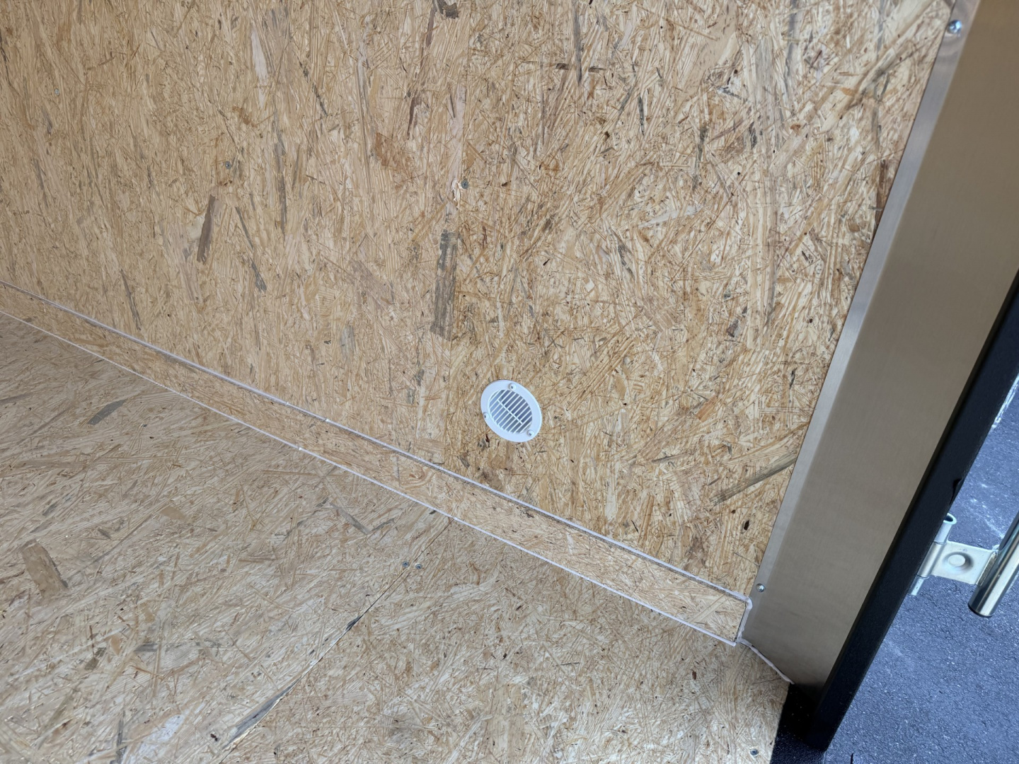 New TX5X10SA TEXAS TRAILERS 5' X 10' CARGO / ENCLOSED TRAILER W/REAR RAMP DOOR & SIDE DOOR