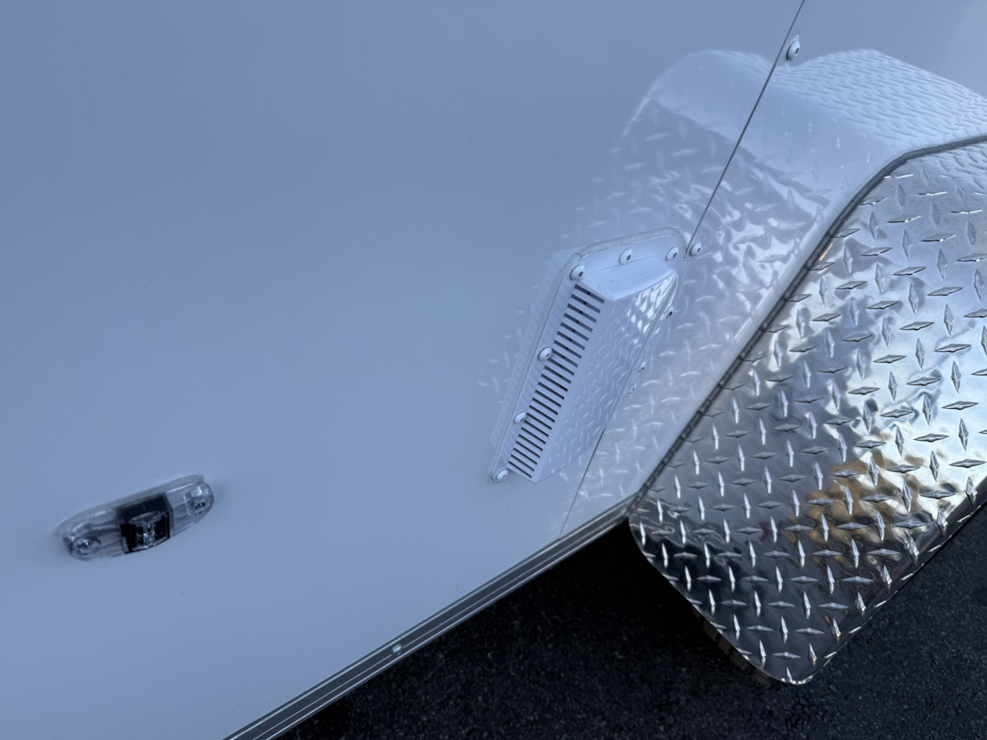 New TX5X10SA TEXAS TRAILERS 5' X 10' CARGO / ENCLOSED TRAILER W/REAR RAMP DOOR & SIDE DOOR