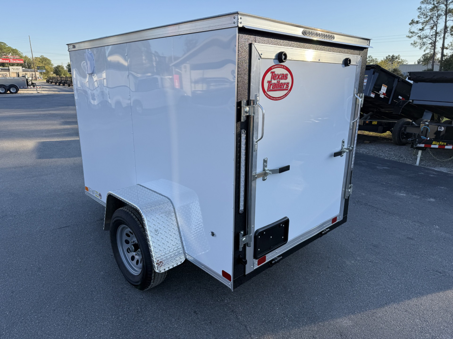 New TX5X8SA TEXAS TRAILERS 5' X 8' CARGO / ENCLOSED TRAILER W/REAR RAMP DOOR & SIDE DOOR