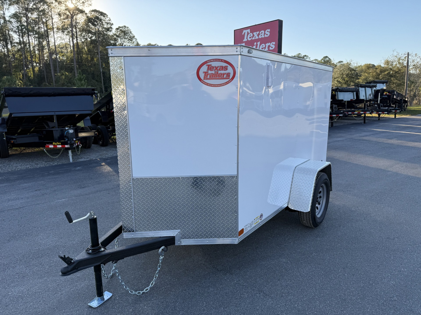 New TX5X8SA TEXAS TRAILERS 5' X 8' CARGO / ENCLOSED TRAILER W/REAR RAMP DOOR & SIDE DOOR