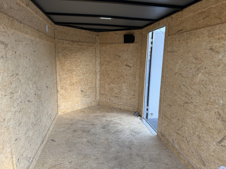 New TX5X8SA TEXAS TRAILERS 5' X 8' CARGO / ENCLOSED TRAILER W/REAR RAMP DOOR & SIDE DOOR