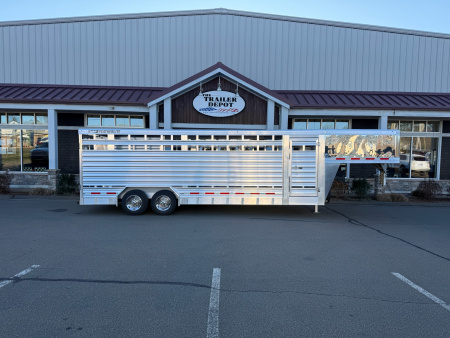 New Featherlite 8' x 24' Livestock Gooseneck Trailer 16K