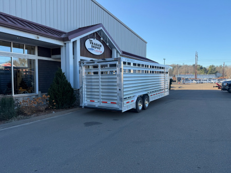 New Featherlite 8' x 24' Livestock Gooseneck Trailer 16K