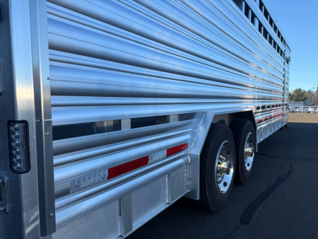 New Featherlite 8' x 24' Livestock Gooseneck Trailer 16K