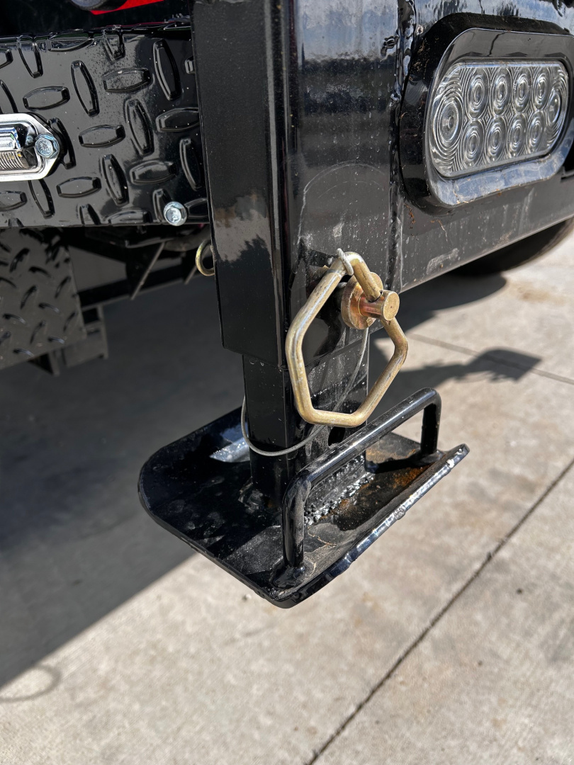 New 2026 MAXXD 60x10 9.9k gvwr RAMPS/TARP/STAB JACKS/SPARE Dump Trailer