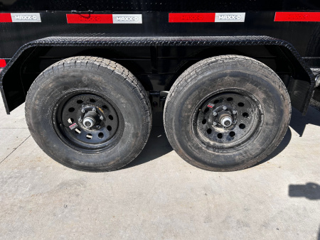 New 2026 MAXXD 60x10 9.9k gvwr RAMPS/TARP/STAB JACKS/SPARE Dump Trailer