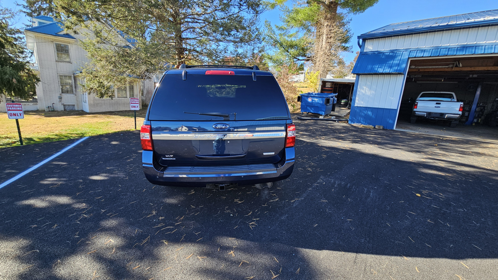 Used 2017 Ford EXPEDITION XLT SUV