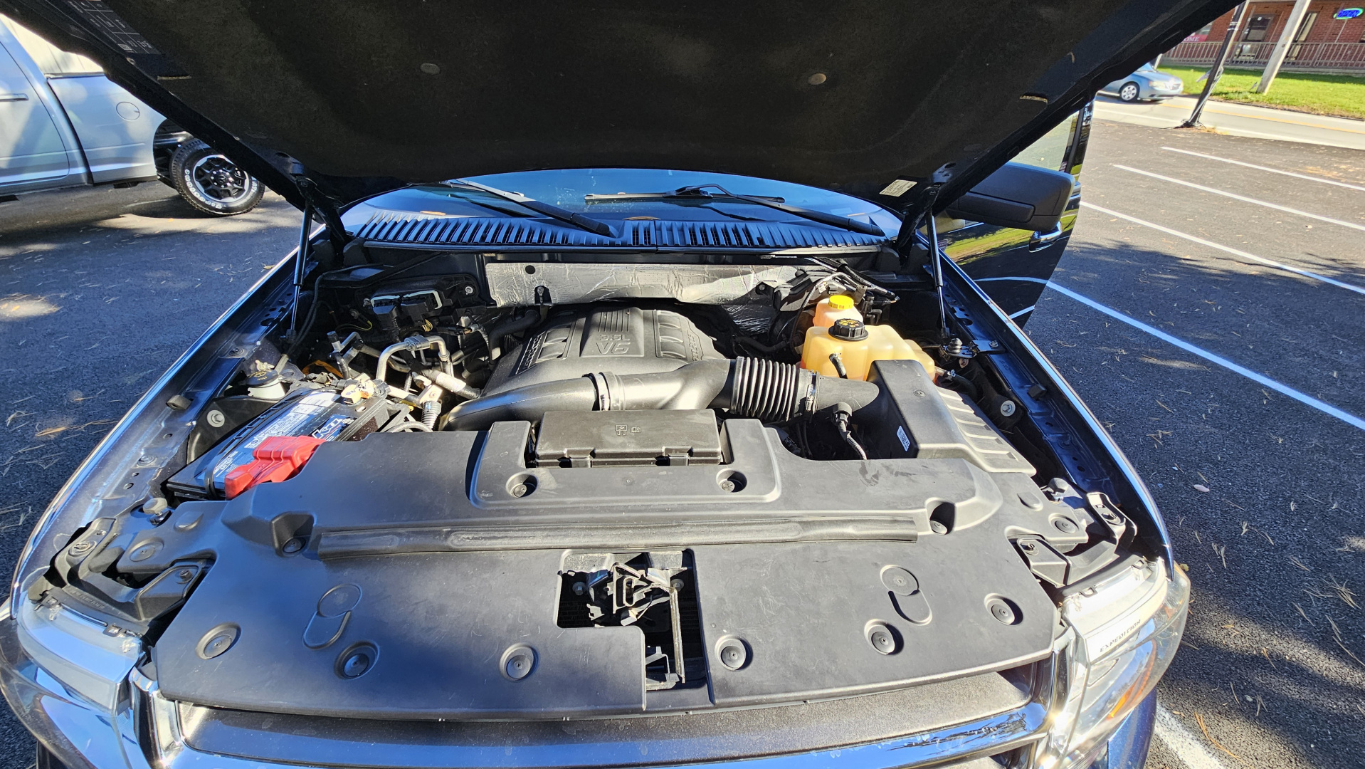 Used 2017 Ford EXPEDITION XLT SUV