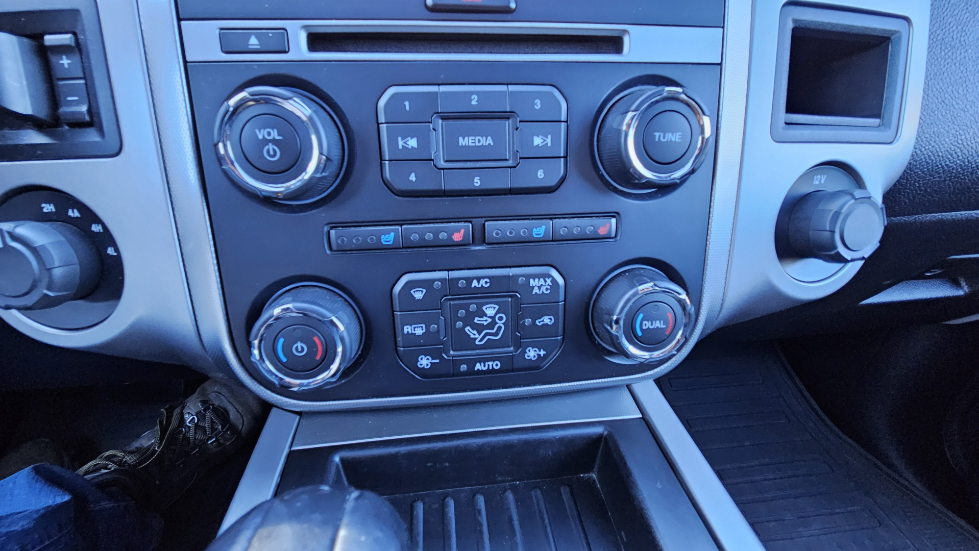 Used 2017 Ford EXPEDITION XLT SUV