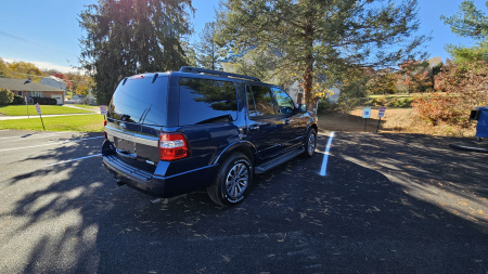 Used 2017 Ford EXPEDITION XLT SUV